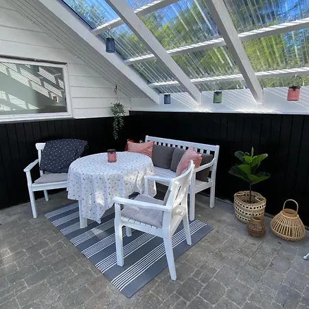 Feriehus Med Udendors Pool I Ferieby Arrild