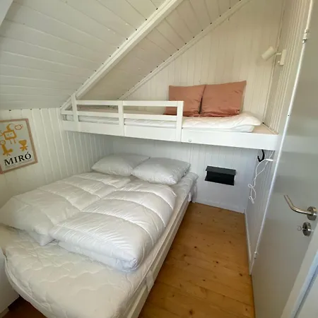 Feriehus Med Udendors Pool I Ferieby
